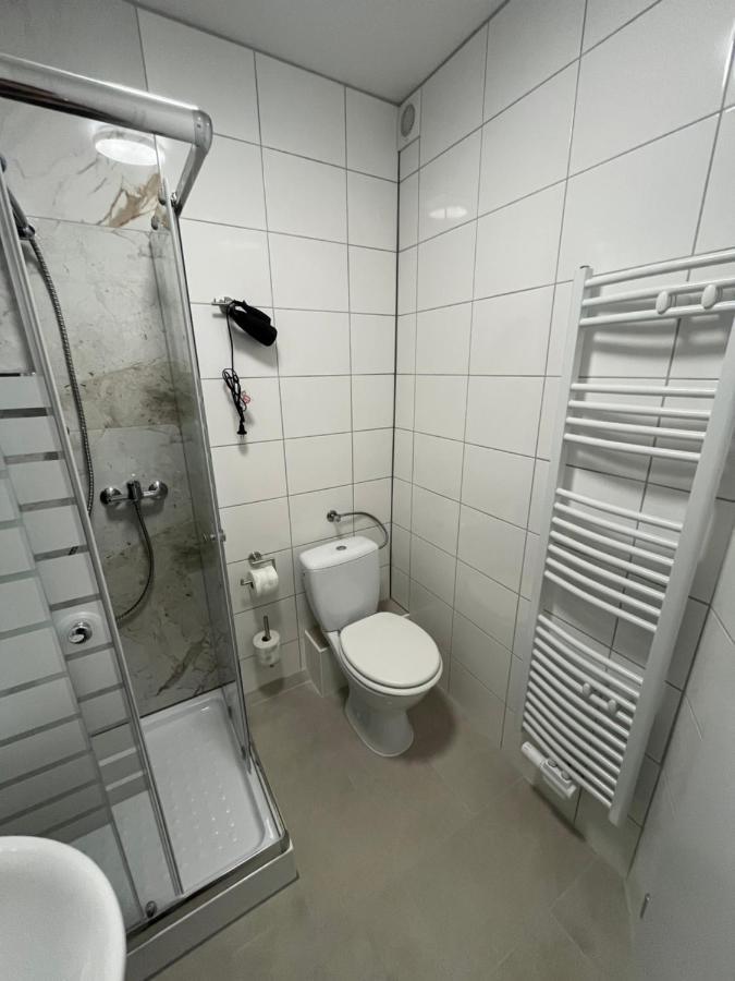 Uebernachtung By Tag Apartment Kassel Luaran gambar